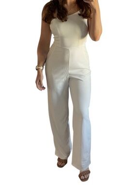 Asymmetric One-Shoulder White Jumpsuit Size Medium